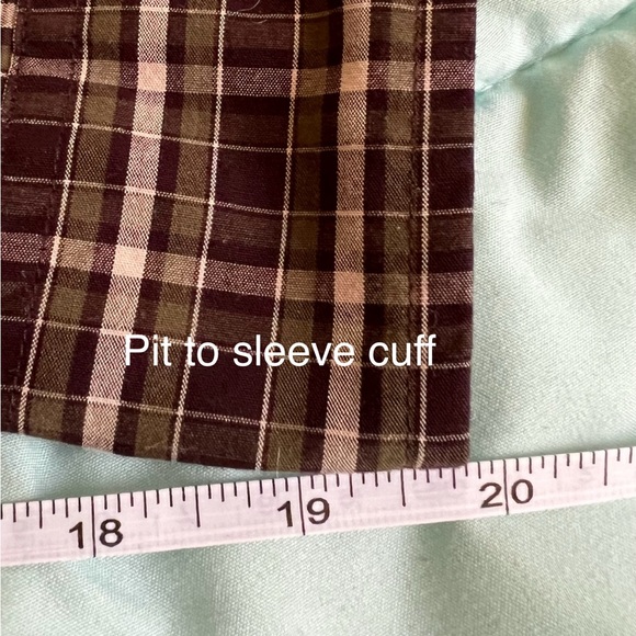 St. John’s Bay Men’s Brown Plaid Long Sleeve Button Down Shirt - Picture 11 of 11